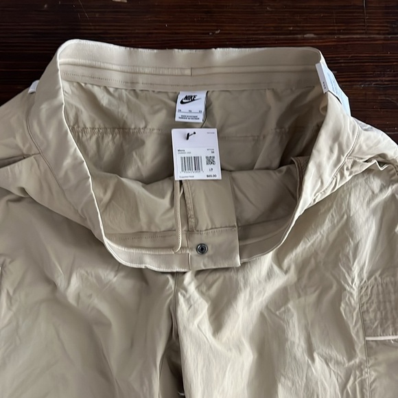 NWT Nike Joggers Size 38 - Picture 3 of 6